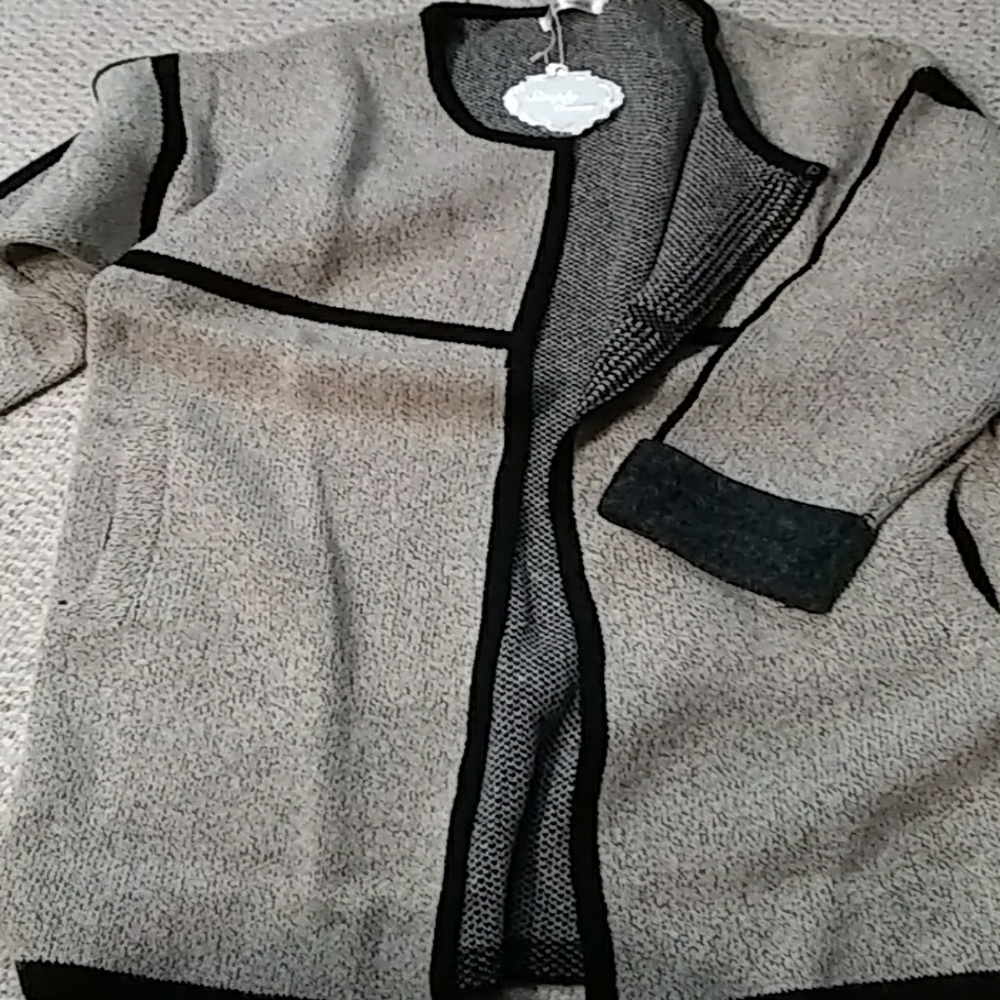 Simply Couture large tan open cardigan nwt